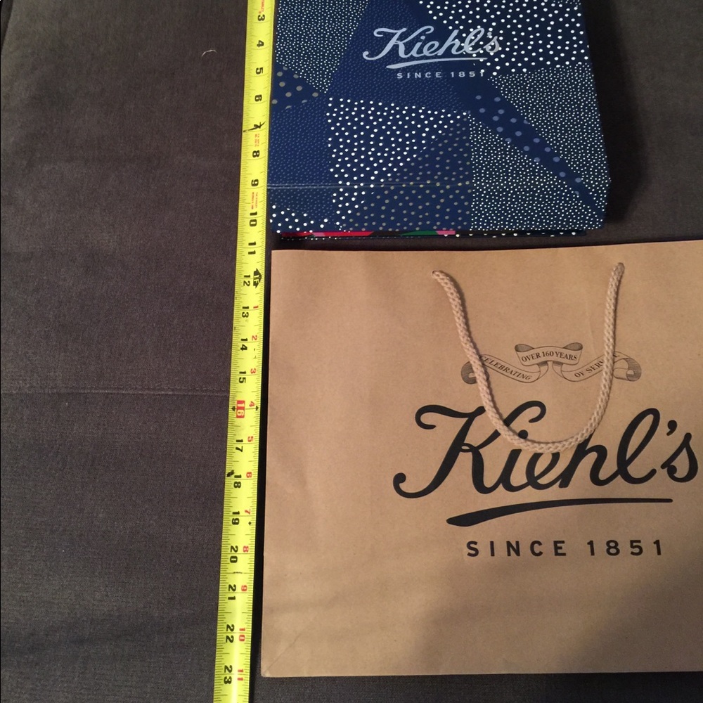 Kiehl’s bundle - Picture 3 of 3